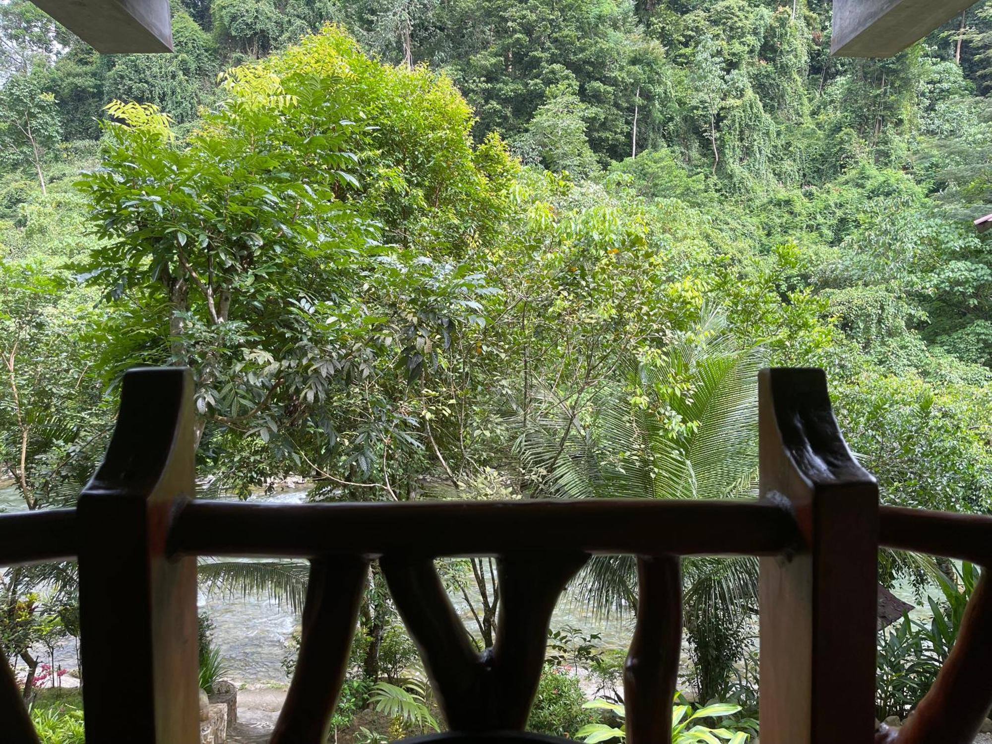 Kupu Kupu Garden Guest House & Cafe 武吉拉旺 外观 照片