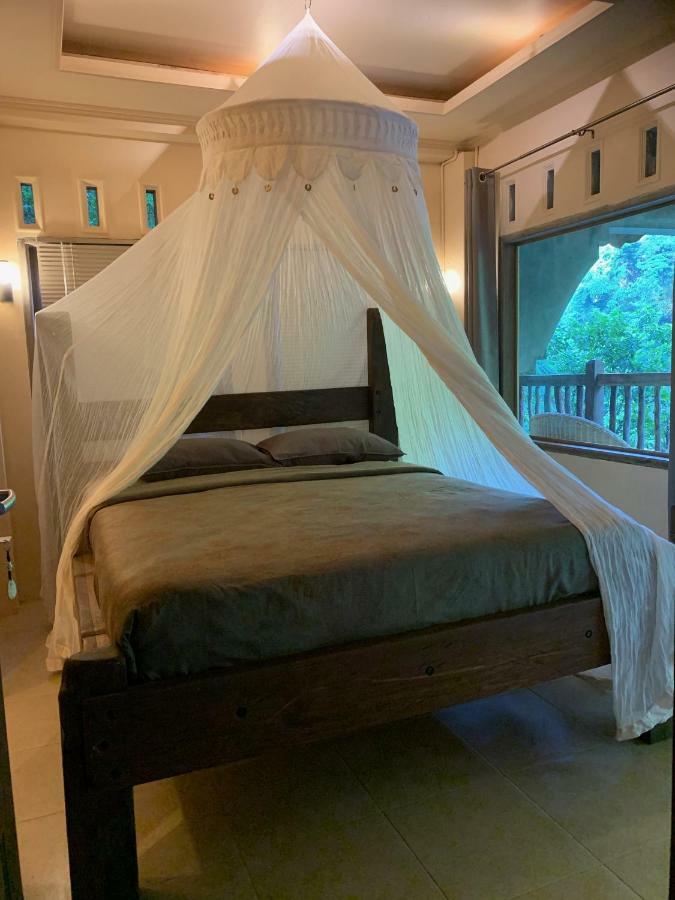 Kupu Kupu Garden Guest House & Cafe 武吉拉旺 外观 照片